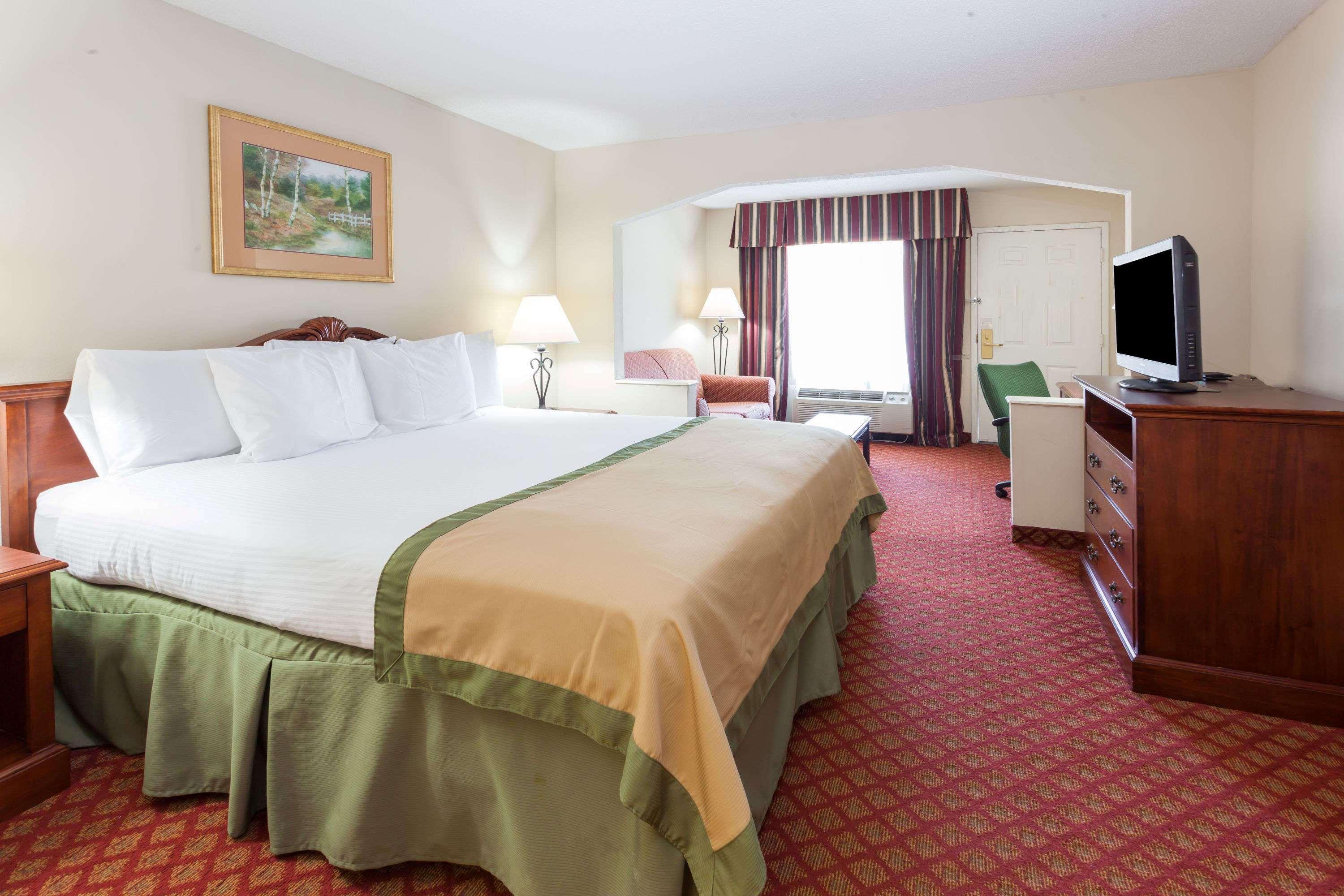 Baymont By Wyndham Covington Hotel Ngoại thất bức ảnh